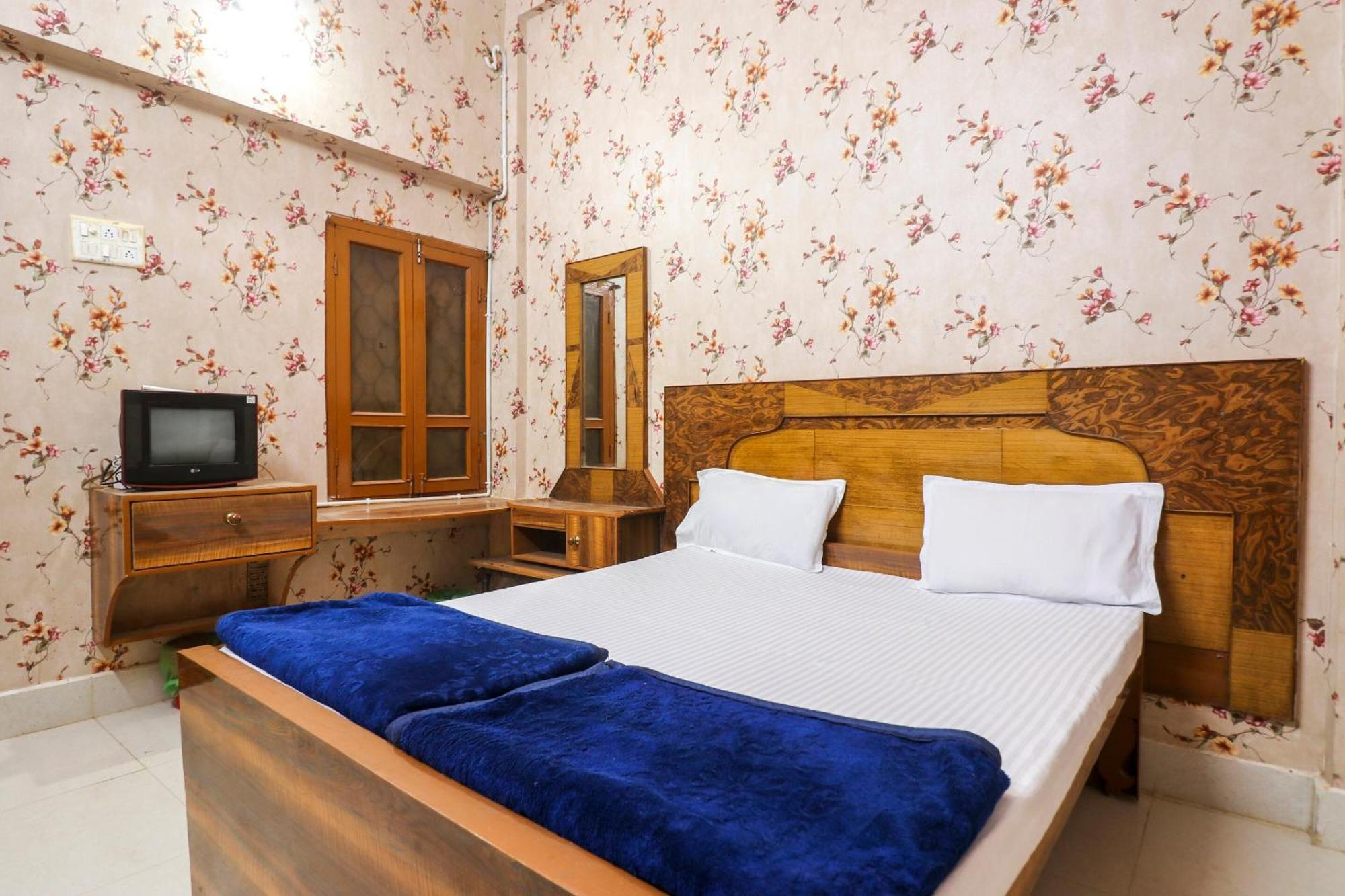 Spot On Hotel Poonam Jagdalpur Bagian luar foto